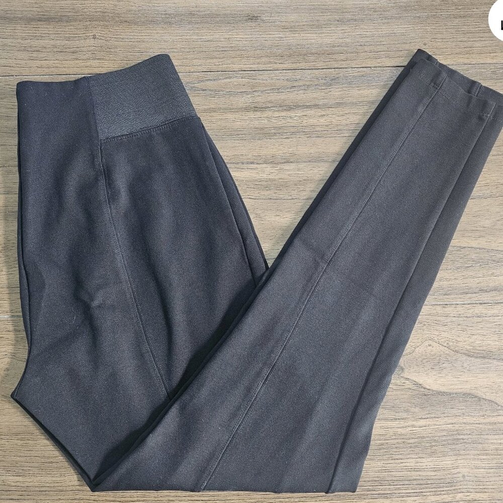 Halogen Black Leggings Very Stretchy Elastic Size M-B01